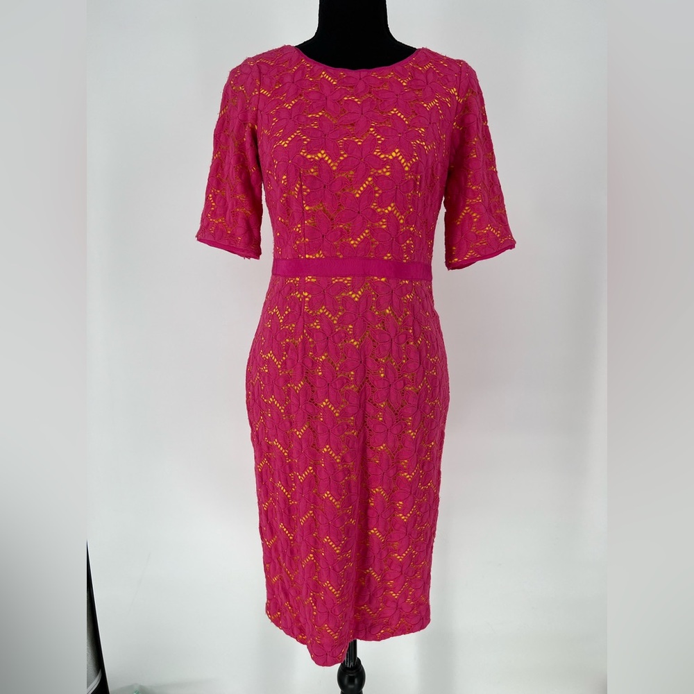 MAGGY LONDON PINK  LACE OVER YELLOW SHEATH DRESS DEFINED WAIST‎ BACK ZIPPER
